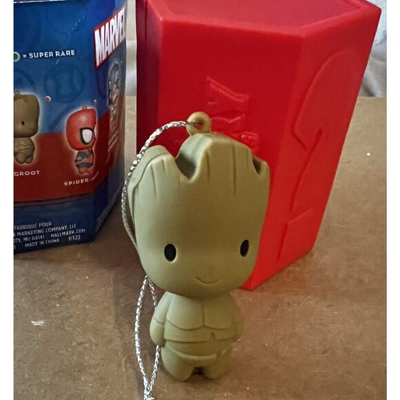 Marvel Mystery Hallmark Ornament Groot New 2022 - Picture 3 of 3